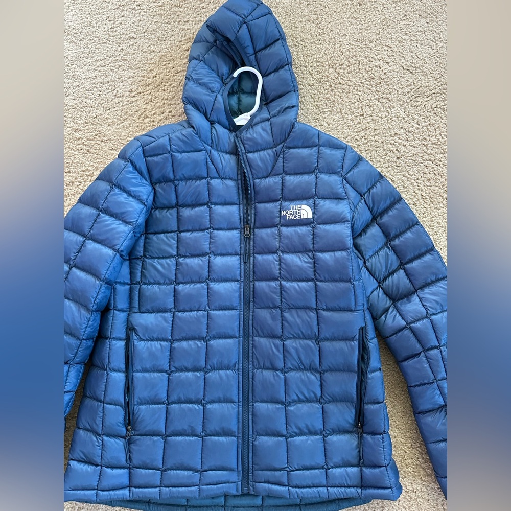 NWOT Women’s Blue North Face Puffer Winter Jacketet XL